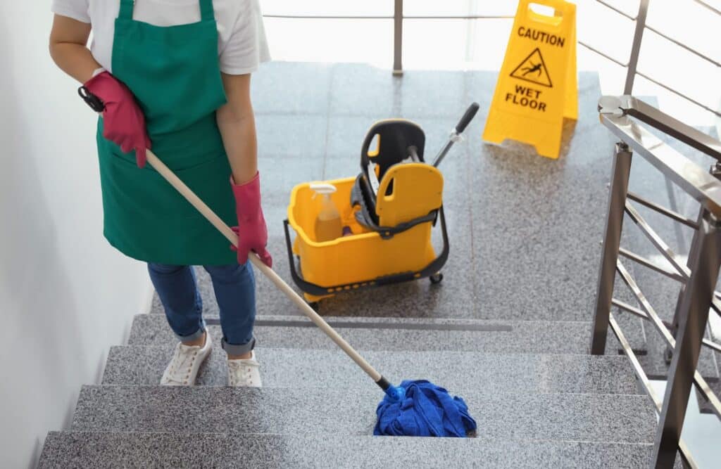EMPRESA DE LIMPIEZA ABRE VACANTES DE TRABAJO + 120 PUESTOS / POSTULA YA